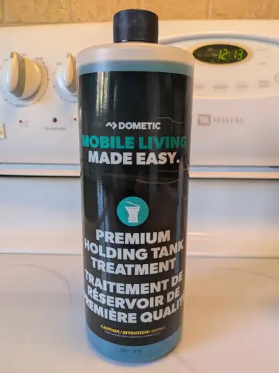 Dometic Premium Holding Tank Treatment. Brand New. Never Opened. 1 litre bottle (33.8 fluid ounces)....