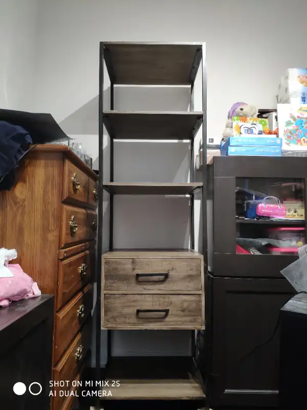 Bookcase/Display shelf in oak wood & metal in Bookcases & Shelving Units in Mississauga / Peel Region - Image 6