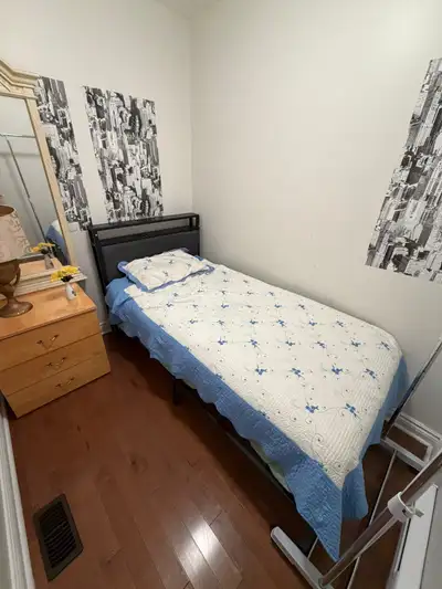 PRIVATE ROOM FOR RENT – FINCH & VICTORIA PARK | $700/MONTH Available immediately! Private room avail...