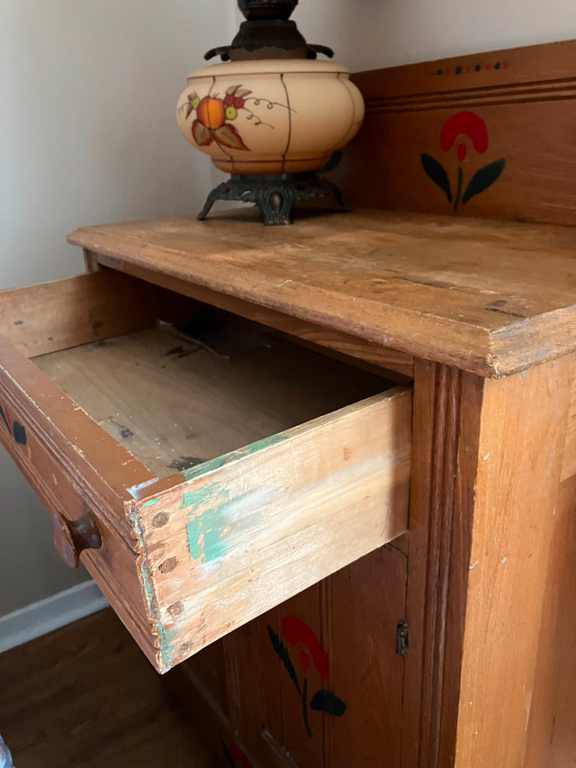 MEUBLE ANTIQUE dans Art et objets de collection  à Longueuil/Rive Sud - Image 3