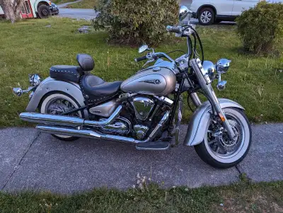Great cruiser, saftied, new battery, new brakes, front,back,flushed, all fluids changed,owners manua...