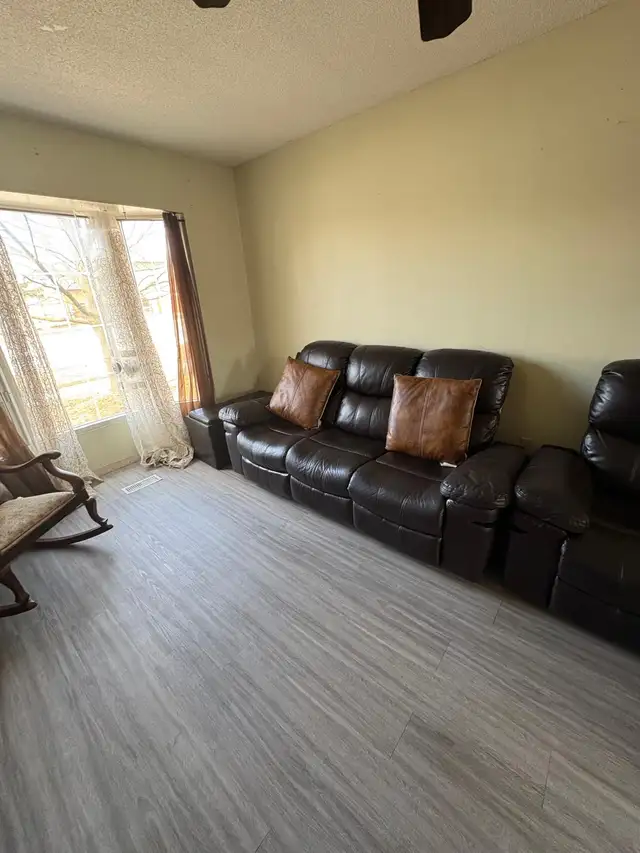 ROOM FOR RENT – $850 ALL INCLUSIVE + FREE PARKING AVAILABLE NOW in Room Rentals & Roommates in Oshawa / Durham Region - Image 3