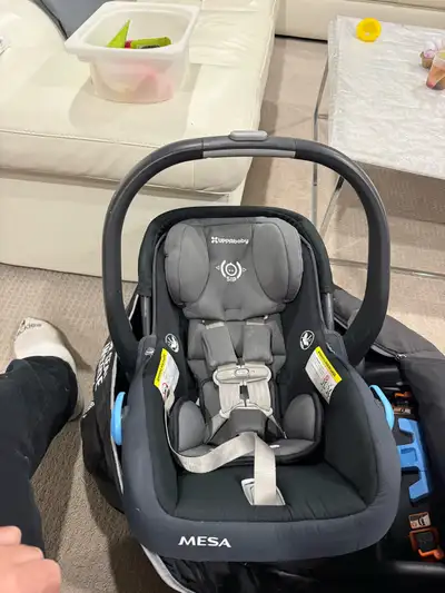 Uppababy Mesa Car Seat ( Inc 2 base and travel bag ) + ganoush, View more