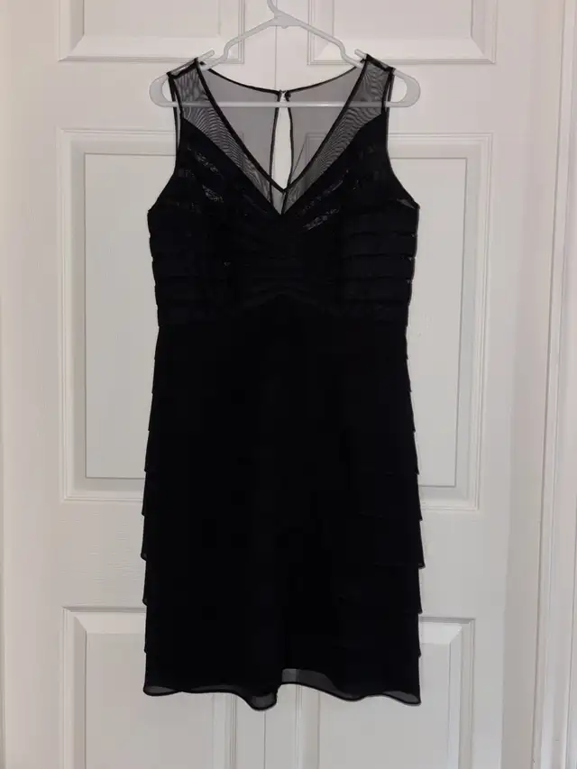 Dresses (Size 12) in Women's - Dresses & Skirts in Saint John - Image 5