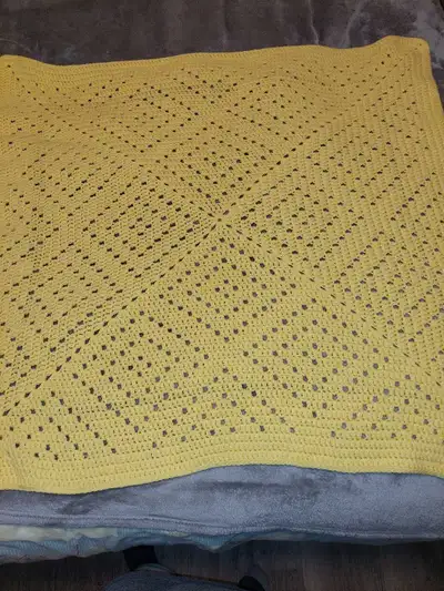 Radiating Diamonds Blanket , View more