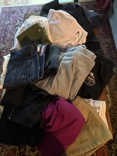pants shorts size small , View more