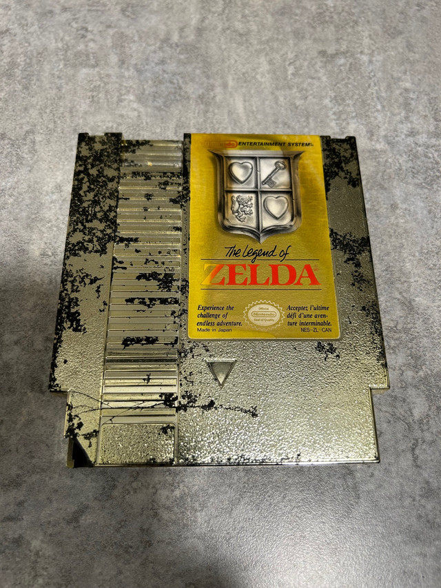 NES Legend of Zelda Gold Cartridge  in Older Generation in Saskatoon