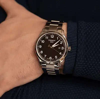 MONTRE TISSOT CLASSIC NEUVE POUR HOMME, View more