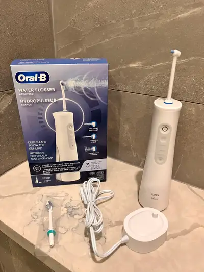 Oral-B Water Flosser Advanced (Brand New Open Box), View more