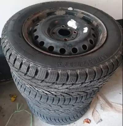 a set of 185/65R15 (snow tire on rim) x 4 for sale, 4 bolts Bolt Pattern: 4x114.3 if you see this ad...