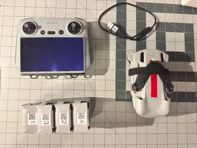 DJI Mini 3 Pro Fly More (Extended) Combo (3.2h flight) in Cameras & Camcorders in City of Toronto - Image 5