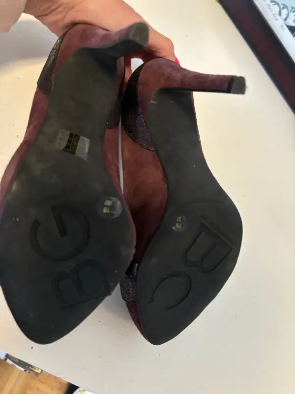 Women's Shoes - Size 7 in Women's - Shoes in City of Toronto - Image 9