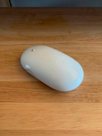 Apple A1197 Wireless Mighty Mouse Excellent Condition