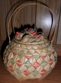 Thai Handmade Multi-Color Origami Wicker Basket w Lid Handles
