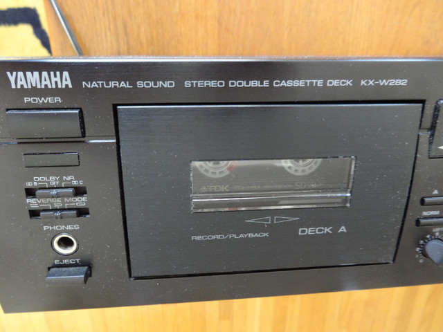 Yamaha KX-W282 Auto Reverse Stereo Double Cassette tape deck in Stereo Systems & Home Theatre in Markham / York Region - Image 3