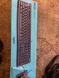  Logitech Keyboard and mouse, USB