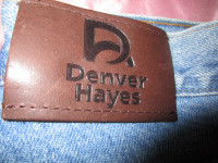 jeans neuf Denver Hayes avec étiquette 54- 56 x 32.  20 $   WOW