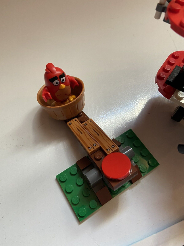 Lego 75822 Angry Birds - Piggy Plane Attack - 100% Complete in Toys & Games in Kitchener / Waterloo - Image 4