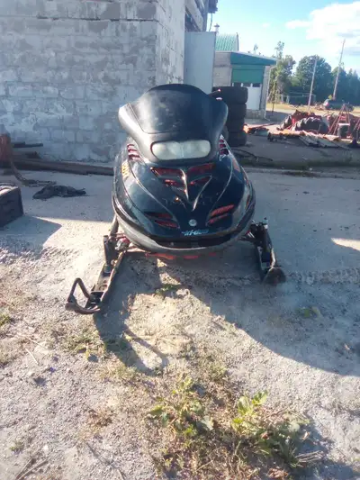 Runs and drives great just needs air bow. Have all the paper