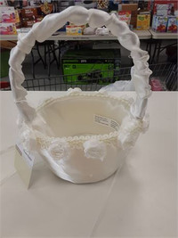 White Flower Basket for Wedding