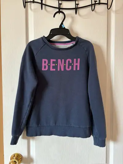 Bench Girls Sweatshirt ( fits 9-10 yrs old)PU@Terwillegar area, View more