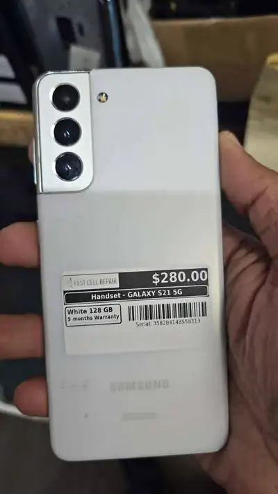Samsung Galaxy S21 (128GB), View more