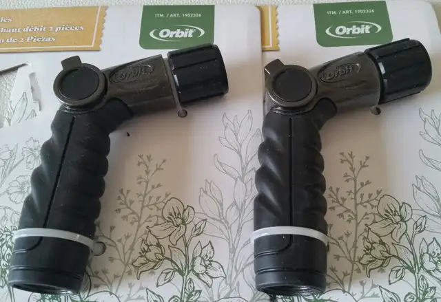 Pistolet d'arrosage (neuf) in Outdoor Tools & Storage in City of Montréal - Image 2