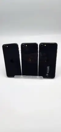 iPhone Se 2nd GN 2020 64gb Black Unlocked 3 Months Warranty