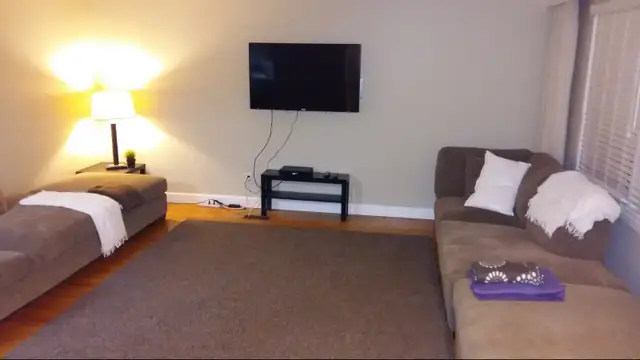 Room for rent by University of Manitoba. 10 min walk to campus62863755399682129