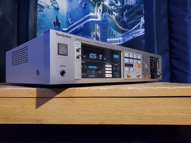 Amplificateur AM/FM Stéréo tuner qualité Technics modèle SA-350 in Stereo Systems & Home Theatre in Trois-Rivières - Image 3