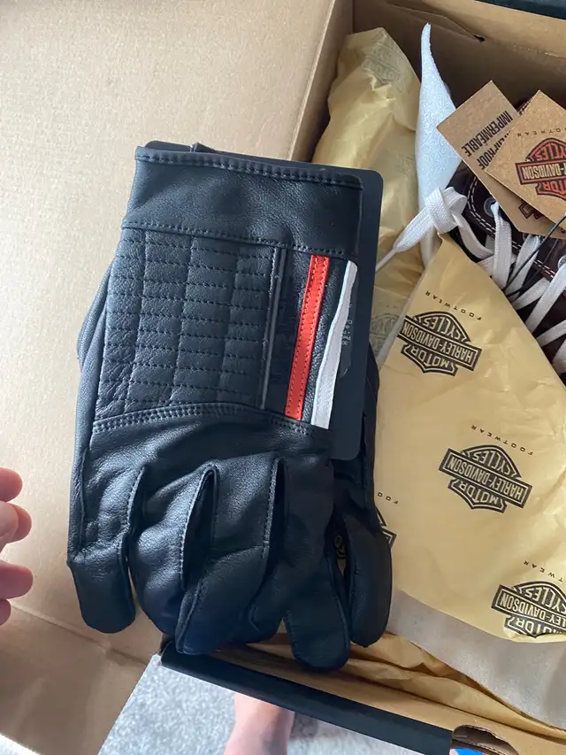 Harley Davidson lot  in Motorcycle Parts & Accessories in Hamilton - Image 9