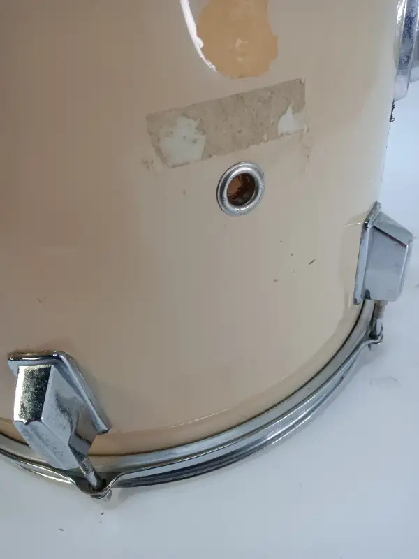 Pearl White 13 " inch Drum Kit Rack Tom Drum Set 60 obo in Drums & Percussion in City of Toronto - Image 4