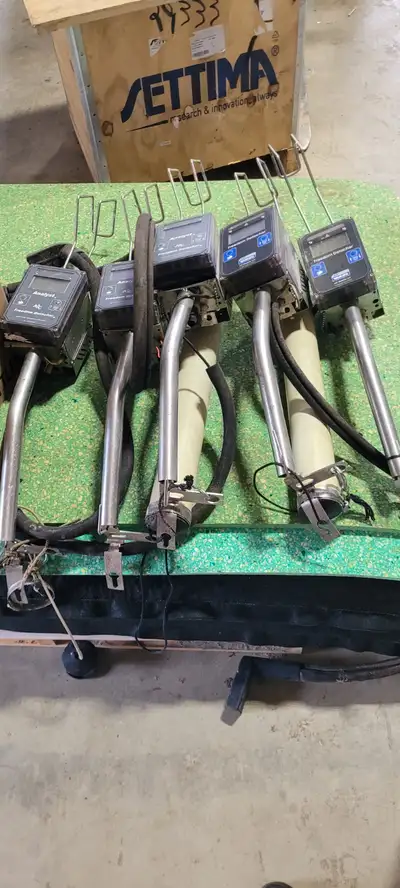 i have 9 used aic freedom tie stall milking detachers for sale. some of them are in good shape and s...