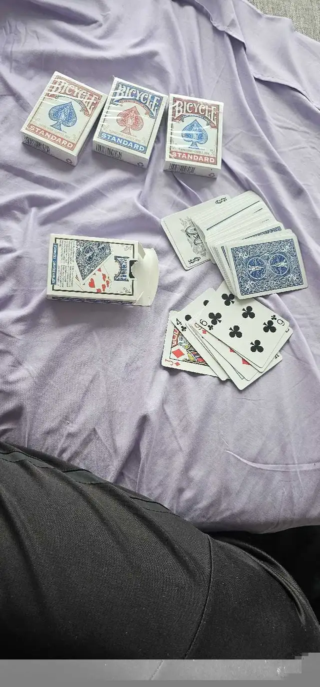 Bicycle Poker Size Standard Index Playing Cards 4 decks in Toys & Games in City of Toronto - Image 5