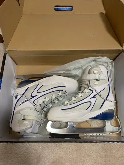 Figure Skates Jackson Softec Vista  - Womens size 8, View more