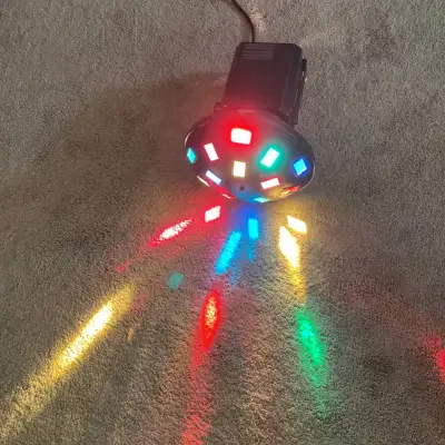 Eliminator E109 DJ Lighting Mushroom Multi-Colored Special Effects Light Works properly from a smoke...