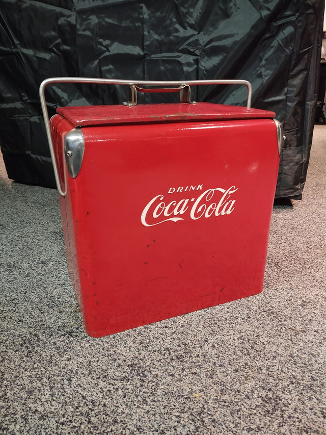 Coca Cola Cooler  in Arts & Collectibles in Markham / York Region