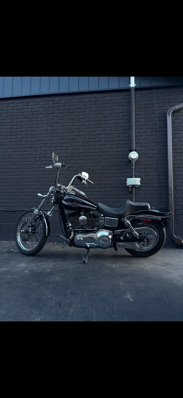 2003 Harley Dyna Wide Glide in Street, Cruisers & Choppers in Hamilton - Image 3