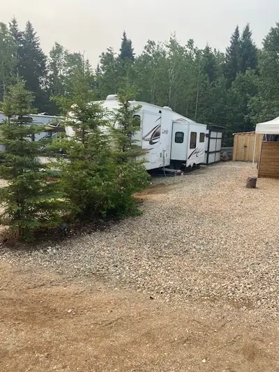 2010 laredo on lease lot classic view on cowan nicely finished lot