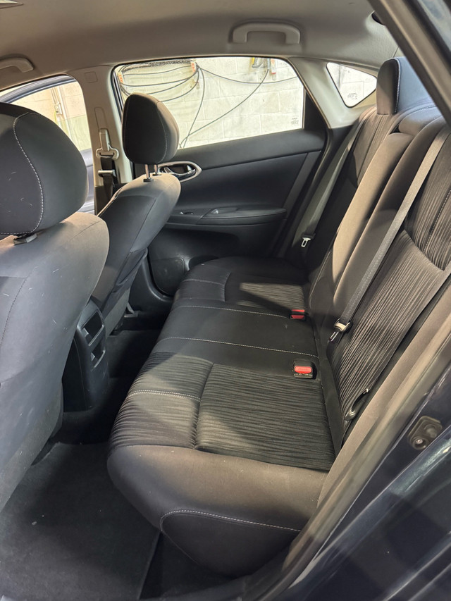 nissan sentra sv dans Autos et camions  à Longueuil/Rive Sud - Image 4