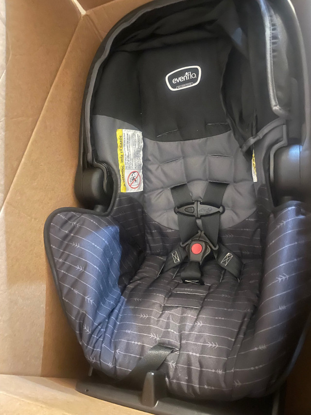 Brand new Rear Infant Car seat in Clothing - 0-3 Months in Kitchener / Waterloo - Image 2