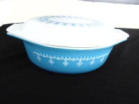 Pyrex Aqua Garland Dishes