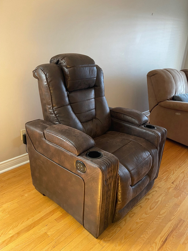 PRICE DROP Dallas Reclining Sofa & Chair Set - Mocha in Chairs & Recliners in Mississauga / Peel Region - Image 2