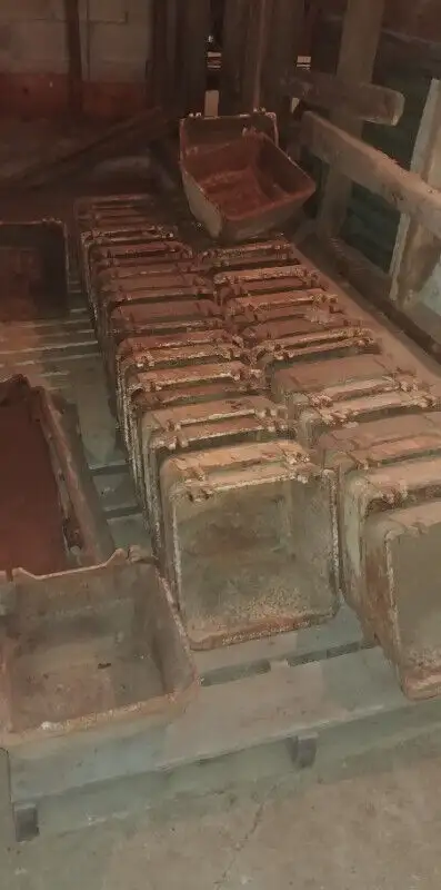 Bol en fonte (Buvette), View more