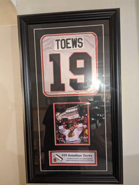 Jonathan Toews Frame