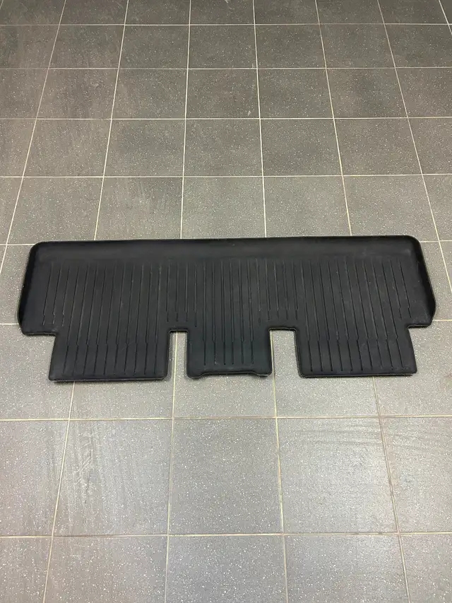 Tapis intérieur toutes saisons Tesla 3 in Other Parts & Accessories in Longueuil / South Shore - Image 5