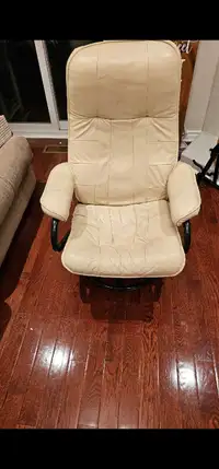 Cream Colour Leather Chair 