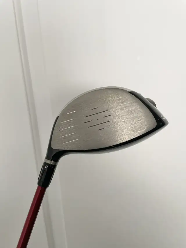 Taylormade R9 Driver (RH) in Golf in Ottawa - Image 3