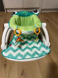 Portable infant chair