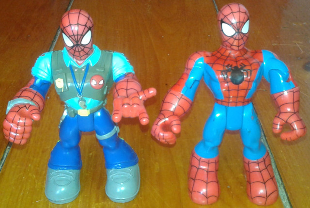 Spiderman 8x figurines Marvel de 6 pouces/inches + accessoires dans Jouets et jeux  à Ouest de l’Île - Image 4